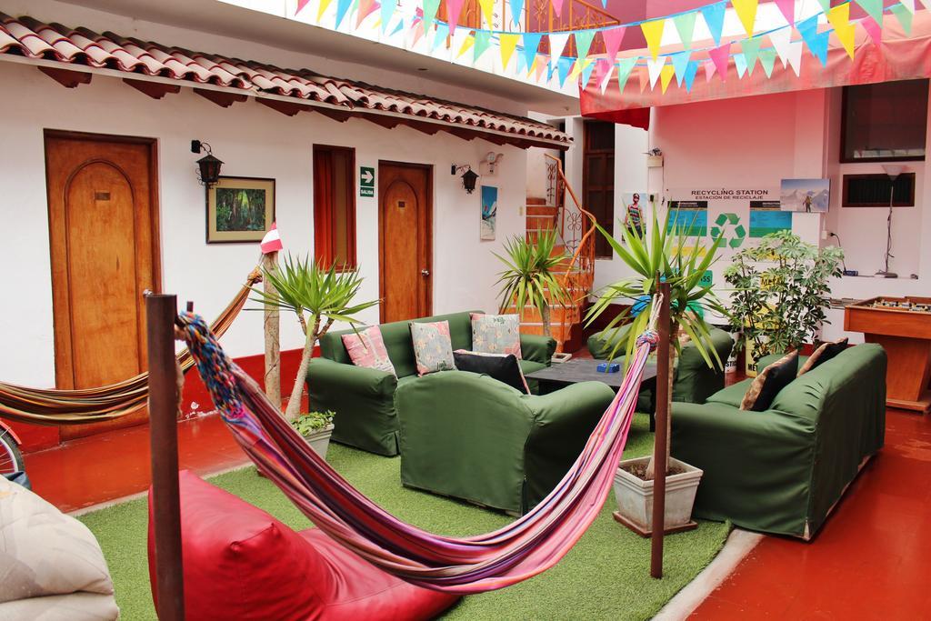 The House Project Backpackers Лима Екстериор снимка