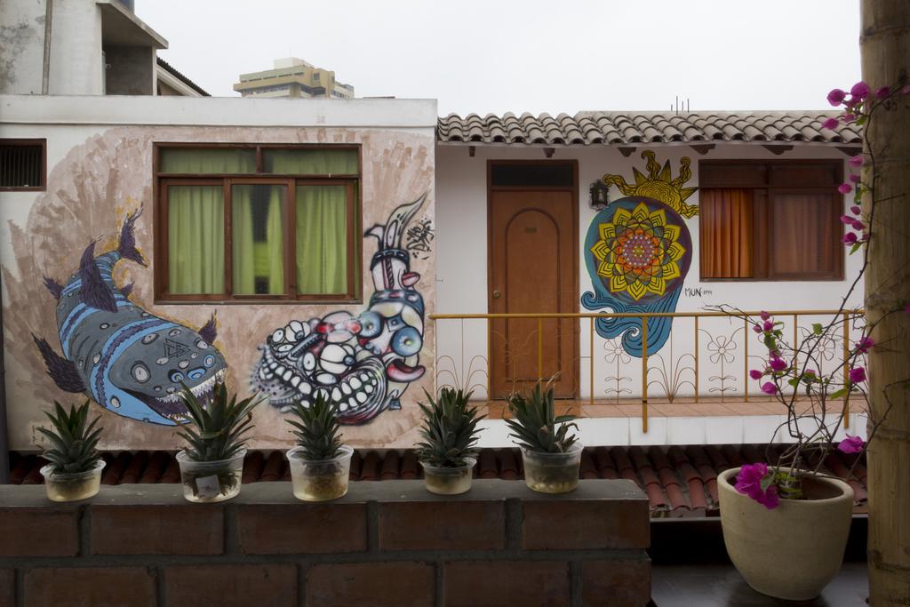 The House Project Backpackers Лима Екстериор снимка